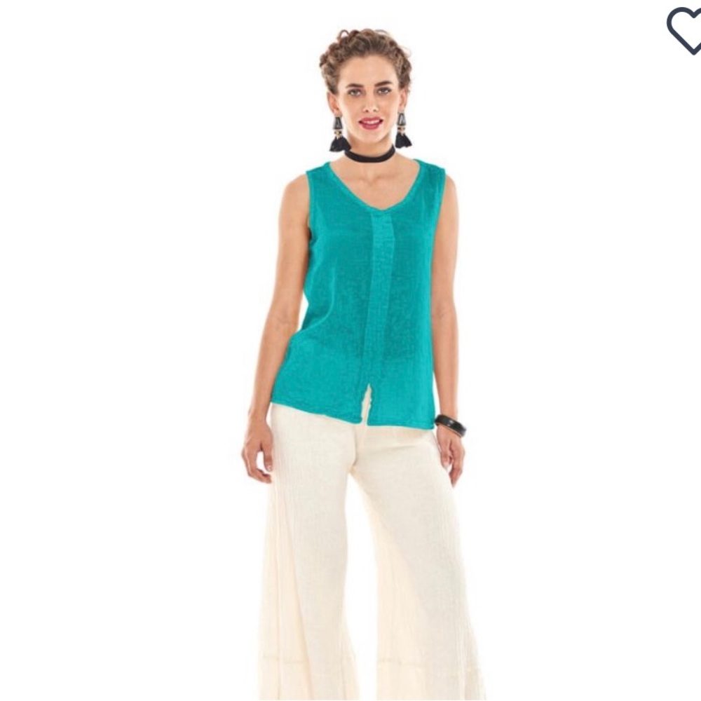 Oh My Gauze Henri blouse, sleeveless, V-neck, A- line cut. Size 1.